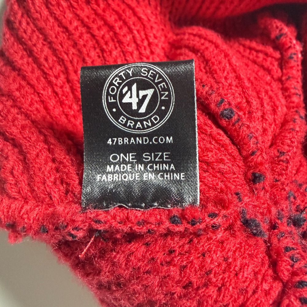 47 Brand World Series Beanie Hat‎ Red Black Pom Knit MLB Winter Streetwear - Picture 4 of 8
